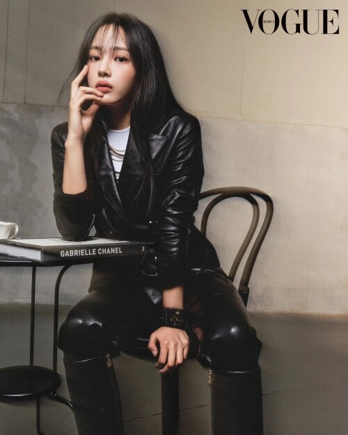 VOGUE 2024 GVVcNtLawAA9LGJ 1d52a33c1d5fc5610