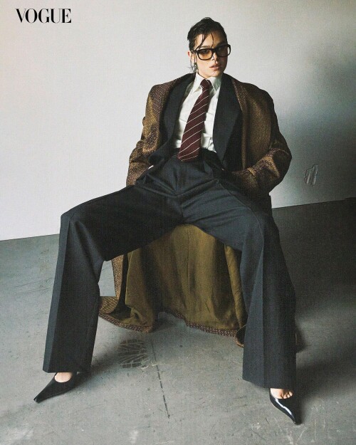 VPH 0325 102158228f2a8058236