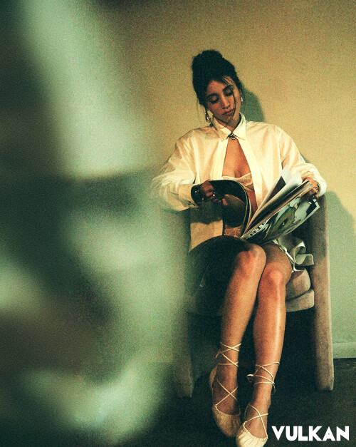 VULKANCayleeCowan200d6478fa70ec0d1b