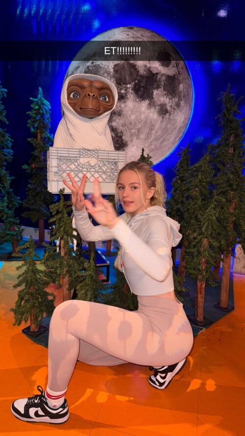 Vera Dijkmans58a3670ac464c781b