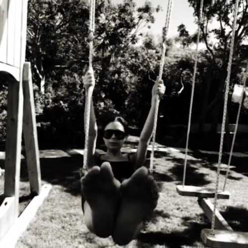 Victoria Beckham Feet 317874461481e05b4f284ca