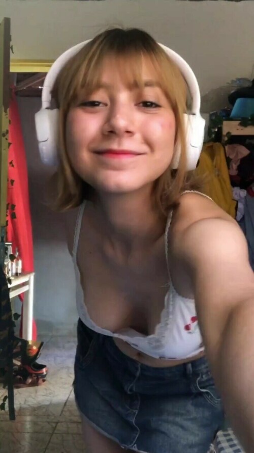 VideoCapture 20221118 001920