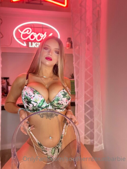 Videos going out from this set tonight 7