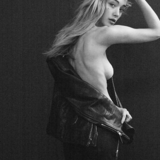 Vogue-5af38d4e48e148efa