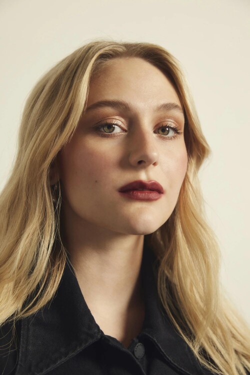 WAYWARD S1 GLAM ALYVIALIND Setup07 00019 R267c086e28206e14