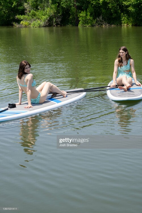 NEW ORLEANS, LOUISIANA - MAY 12: Alexandra Daddario Matches with Her Sister Catharine in Aerie Swimwear on May 12, 2022 in New Orleans, Louisiana. (Photo by Josh Brasted/Getty Images for Aerie)