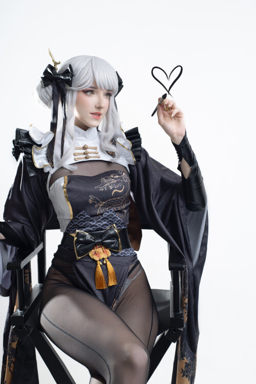 White-Rabbit-Blanc-1968c69d1b26138d73