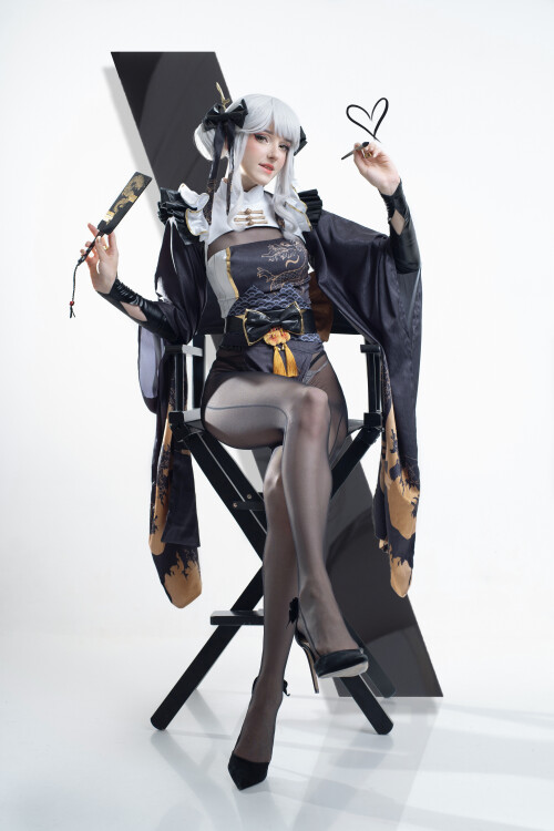 White-Rabbit-Blanc-20cbac68ded1ef46e1