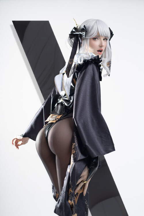 White-Rabbit-Blanc-2d0e2d73a0fecc17a