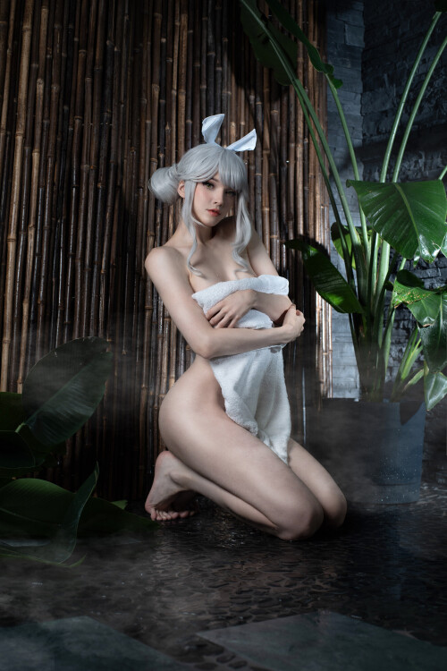 White Rabbit Blanc 5768c0f6eceda24b38