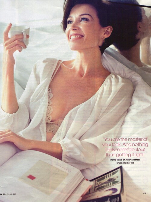 White10263400ffcbefe8c8e