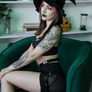 Witch-14215e12ec08c5ed9d