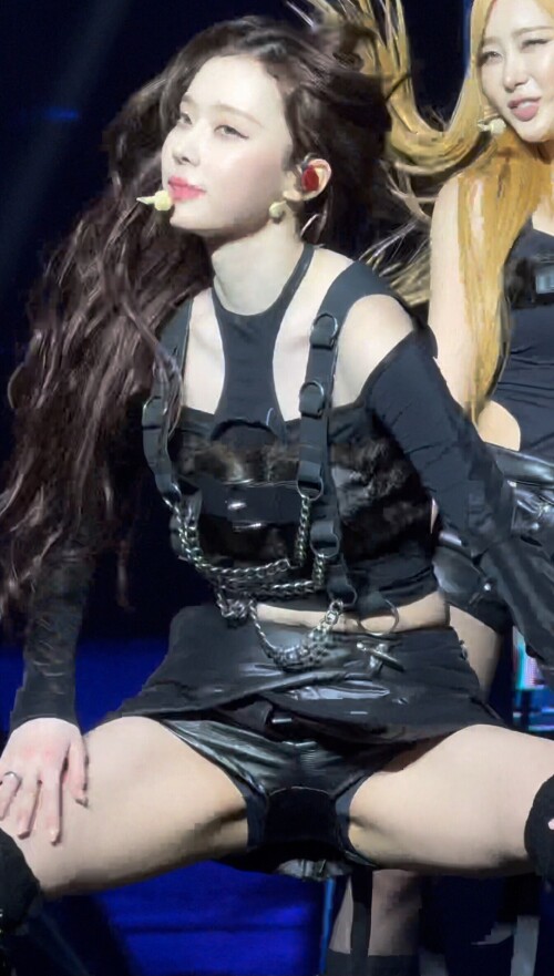 Wn135309c9af1b56245d31aa