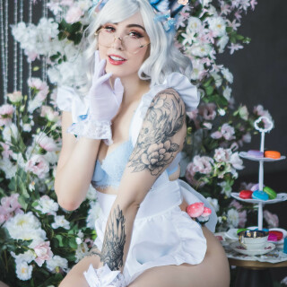 Wonderland-Boudoir-829219c1b5f92ff54a295f89e99db6106