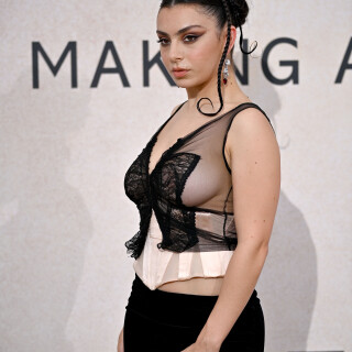 XCX_amfAR-13