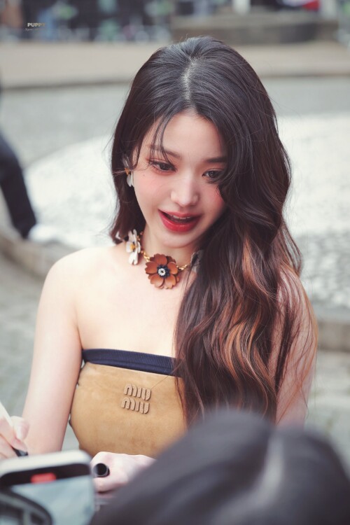 XGXM wy 1899784207578399089 3c19ee3110534a9e3