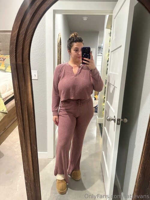 XOXOT19e829bb9279e6730