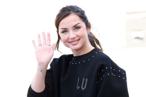 Y6OXx52z o2f58728eeed2082b