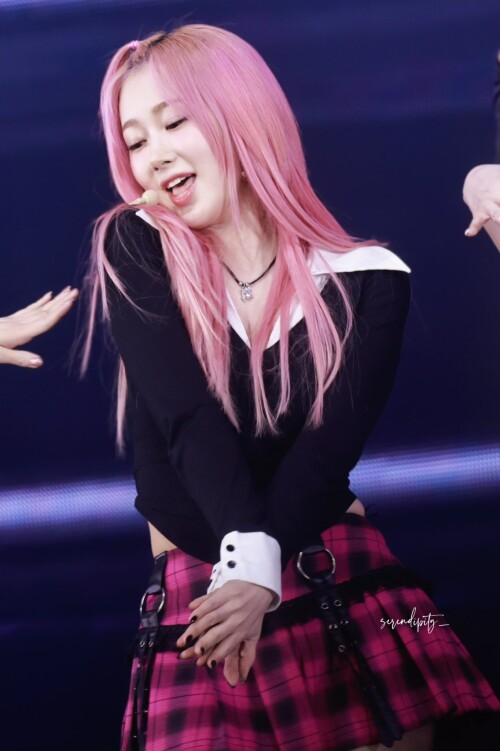 Y 7 1878306139533951034 22adc6875ed08a957