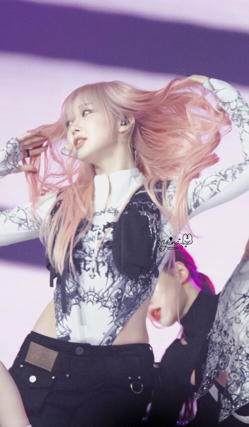 YaNaaa 7 1870402859218706838 10720af40b5d32988