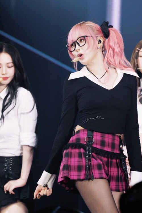 YaNaaa 7 1878429874429587696 1ad1d9f15a0cd033c