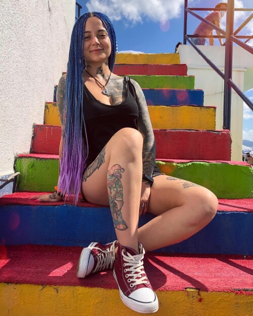 Yagmur Simsek 80aebb3d2230116e1f