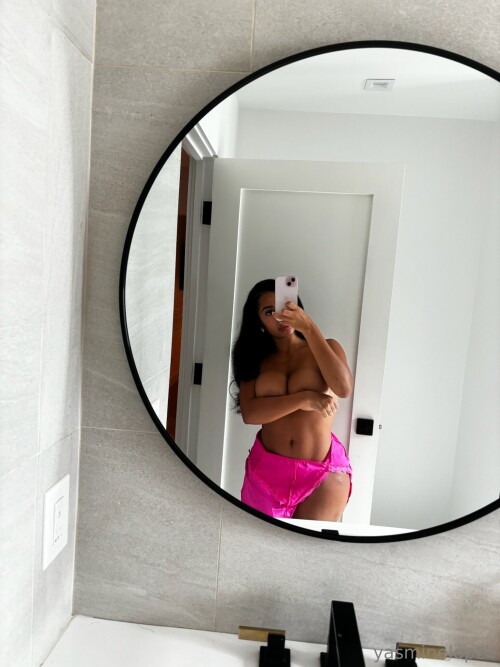 Yasmine lopez35a132df22bddbd44