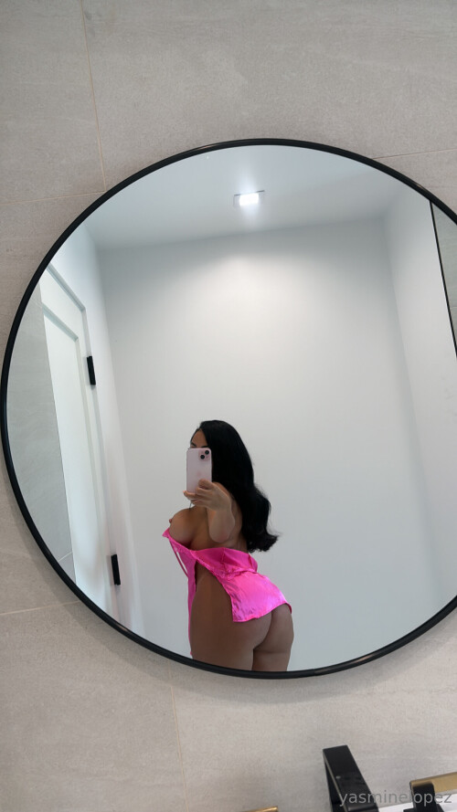 Yasmine lopez651c5392496b356a