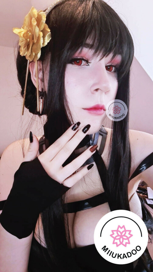 Yor Forger 45a74e636b964e5fad