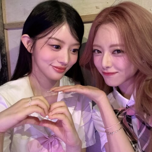 Yunaaaaaaaa 2ae6b2282d7f36437