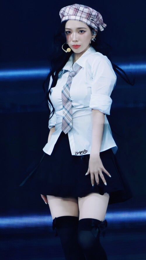 ZHE 1878099358744498183 2c8a3cd819d79d49f