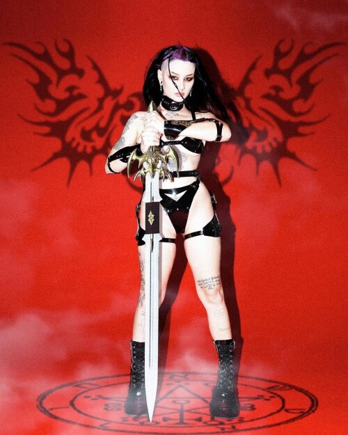 ZS 11.07. b813ff2ef4fe838c8