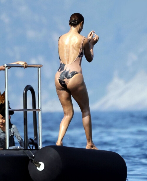 ZS 223c3653d88f78f0da4