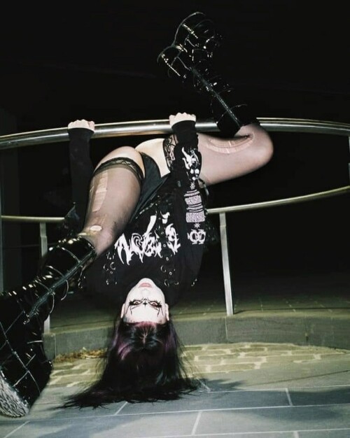 ZS 685d9929a0f8f4a58