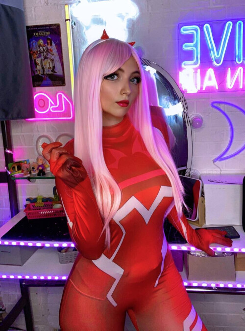 Zero Two 8c2ae7da40d7d1bff