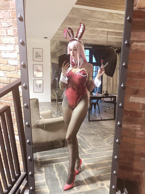 Zero Two Backstages Photos 108dacb74e70d6d91a