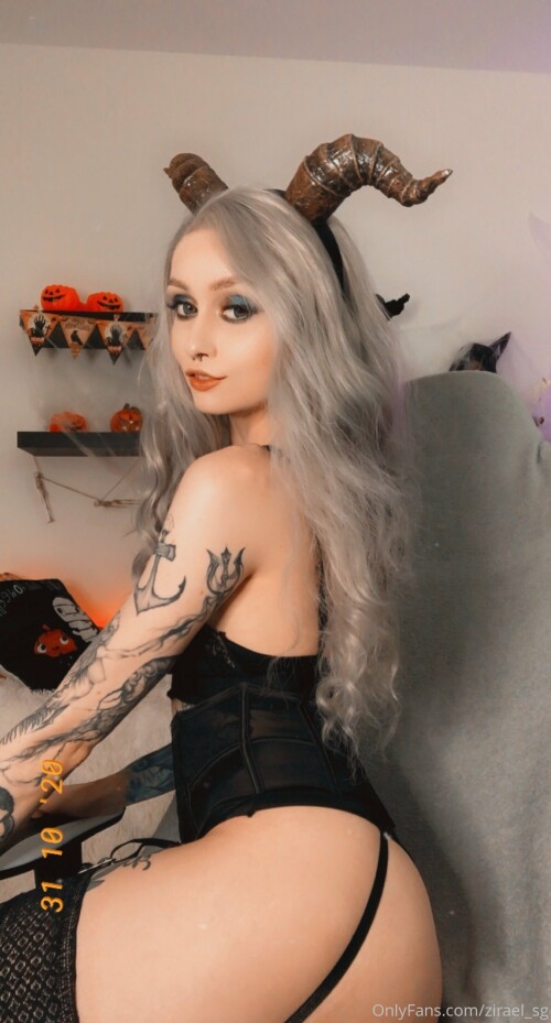 Zirael Rem OnlyFans 2020 10 31 1174071835