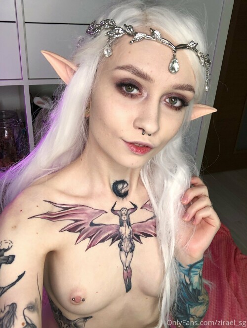 Zirael Rem OnlyFans zirael sg 2020 01 03 17590834 Elf selfie set