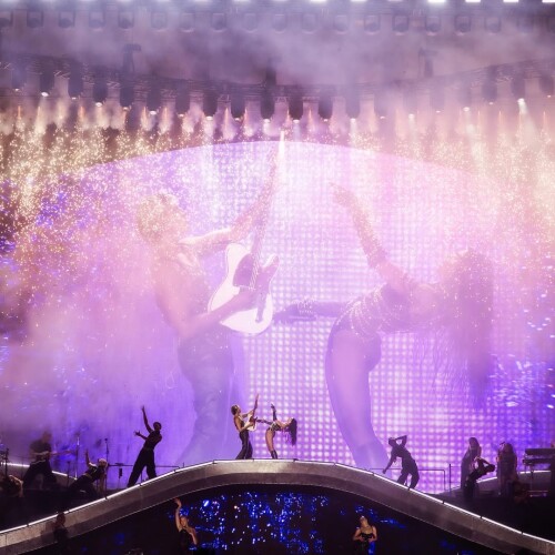  WEMBLEY NIGHT 1 READY FOR ROUND 2 TONIGHT SEE YA THEREEEEEE 1d33ab9ebbcb50c05