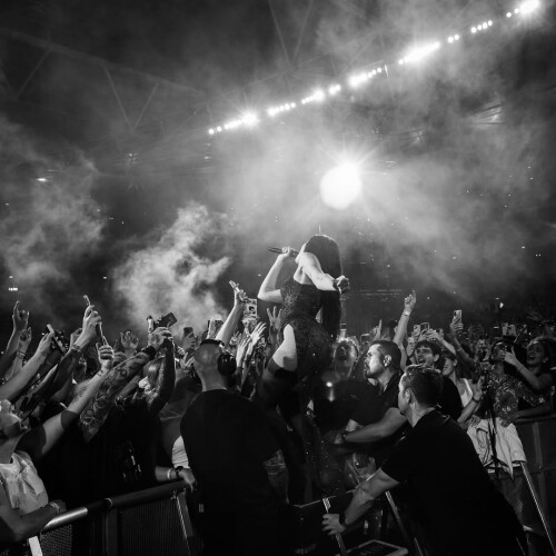  WEMBLEY NIGHT 1 READY FOR ROUND 2 TONIGHT SEE YA THEREEEEEE 4755915c3ddd79905