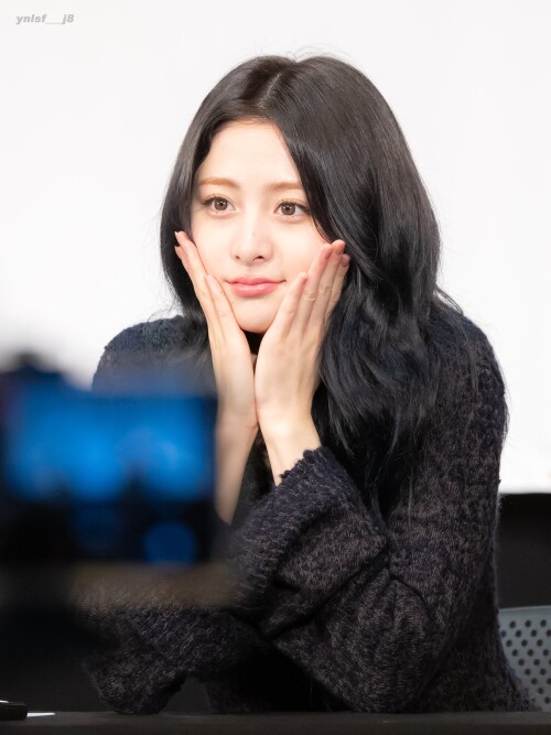  1867861566252798327 10fd3ab872a965c31