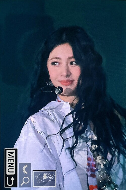  1868303368051118187 20df87868f3e7016b