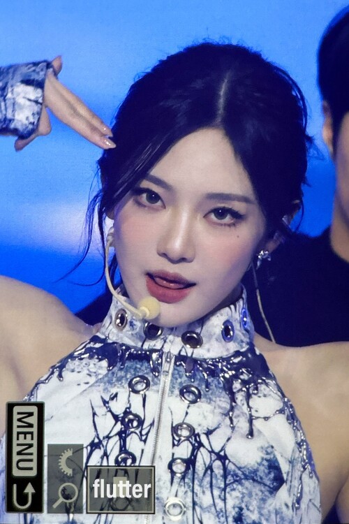  1870089418071257602 3646ff46adc936b85