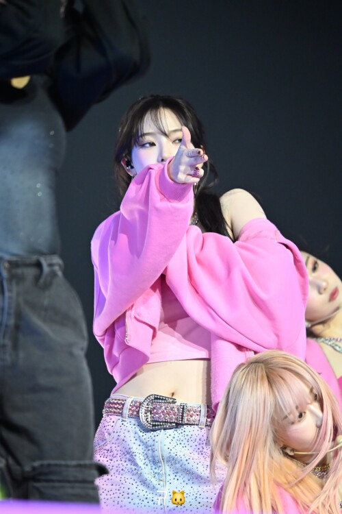  1872481421526552998 2d018ffc77aad3562