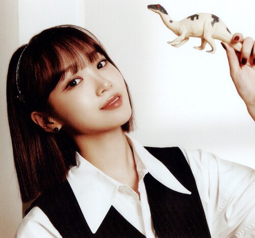  1872545833268482339 4edb3533d4e0b6d35