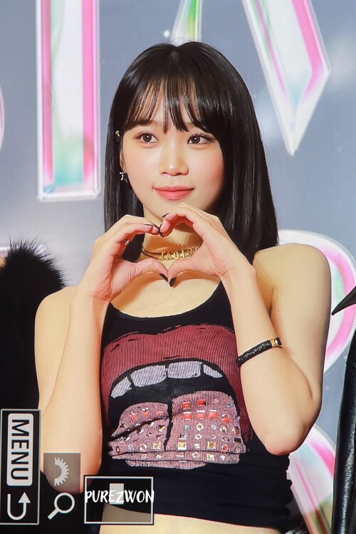  1872576594851791281 1b5714c1118dc56a7