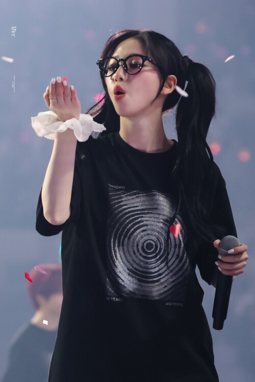  1878774783011381634 226e69da4caf09c3d