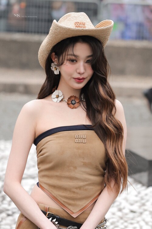  1899776167525359770 1b6a03e20b55b5f91