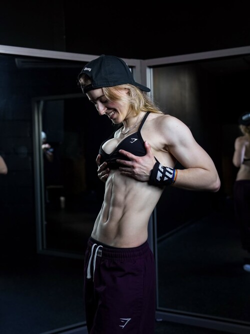  3264414633bdfd41d7f9b6718