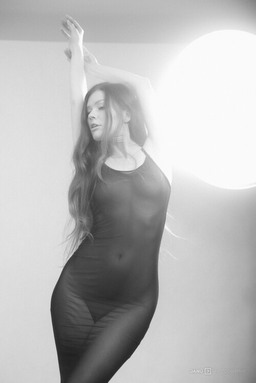  L4A40893902581b376cbaff